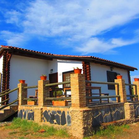 Hotel Complejo Rural Puerto Penas Aroche Exterior foto